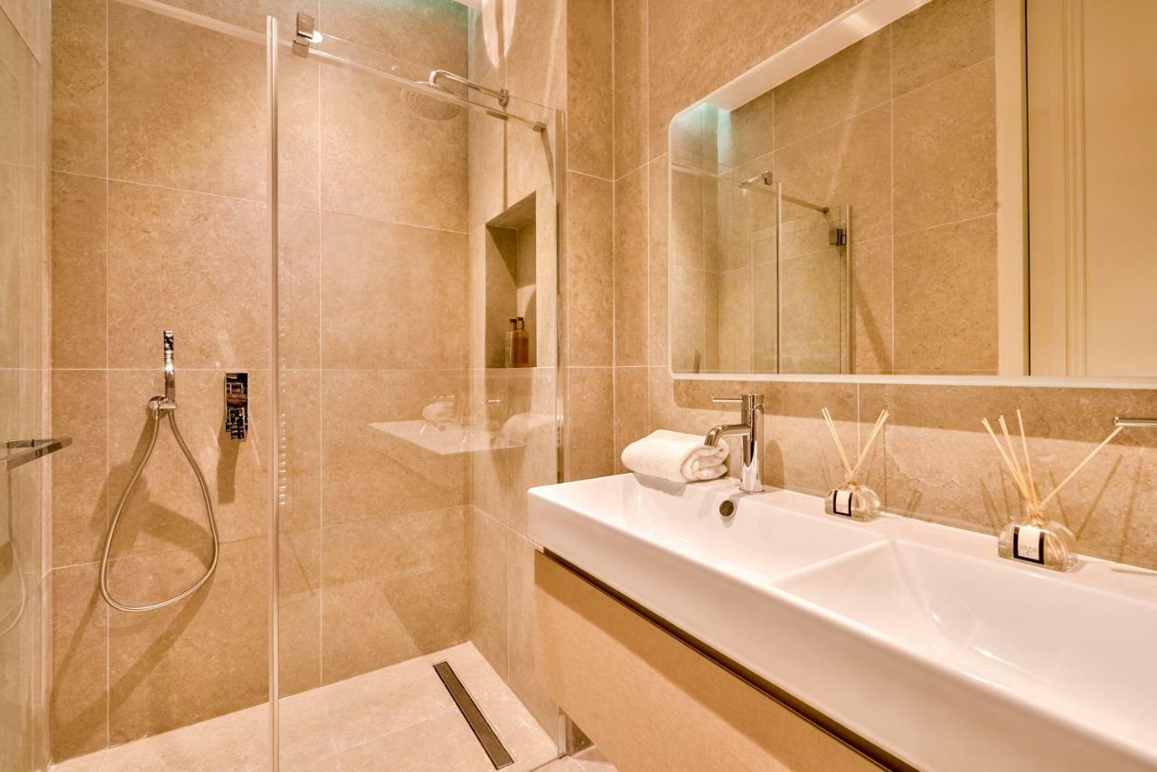 91 - Urban Picasso Le Marais Apartment ปารีส ภายนอก รูปภาพ
